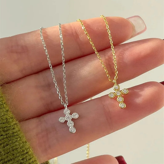 Collier Croix en Argent 925 et Plaqué Or 18K | Pendentif de Foi Élégant – Bijou Féminin Hope & Light Girlz