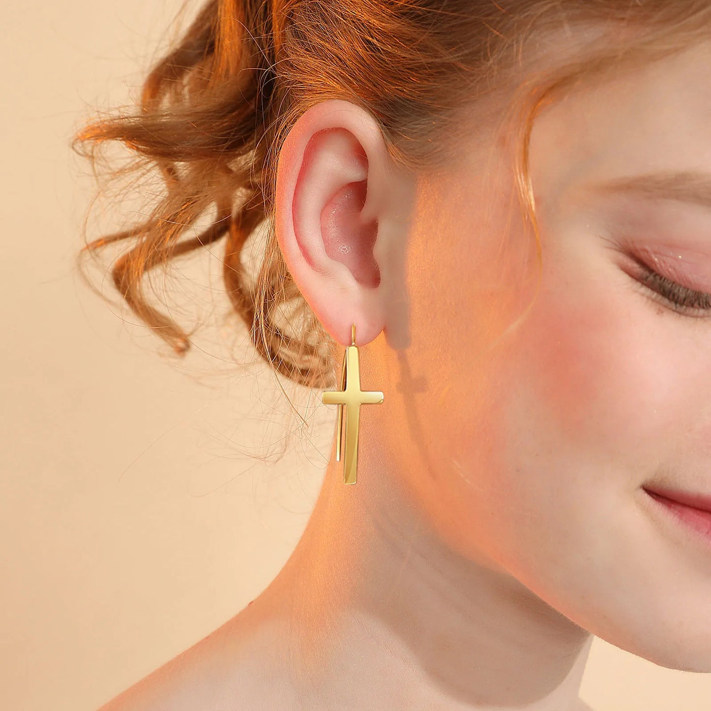 Boucles d’oreilles croix minimalistes en acier inoxydable – Foi et élégance moderne | Hope & Light Girlz