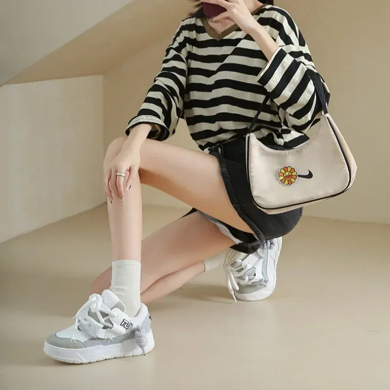 Sneakers Femme Oversize Fashion – Style Streetwear Girly ✨ Du 35 au 42 • Version dominante blanche ou couleur dominante