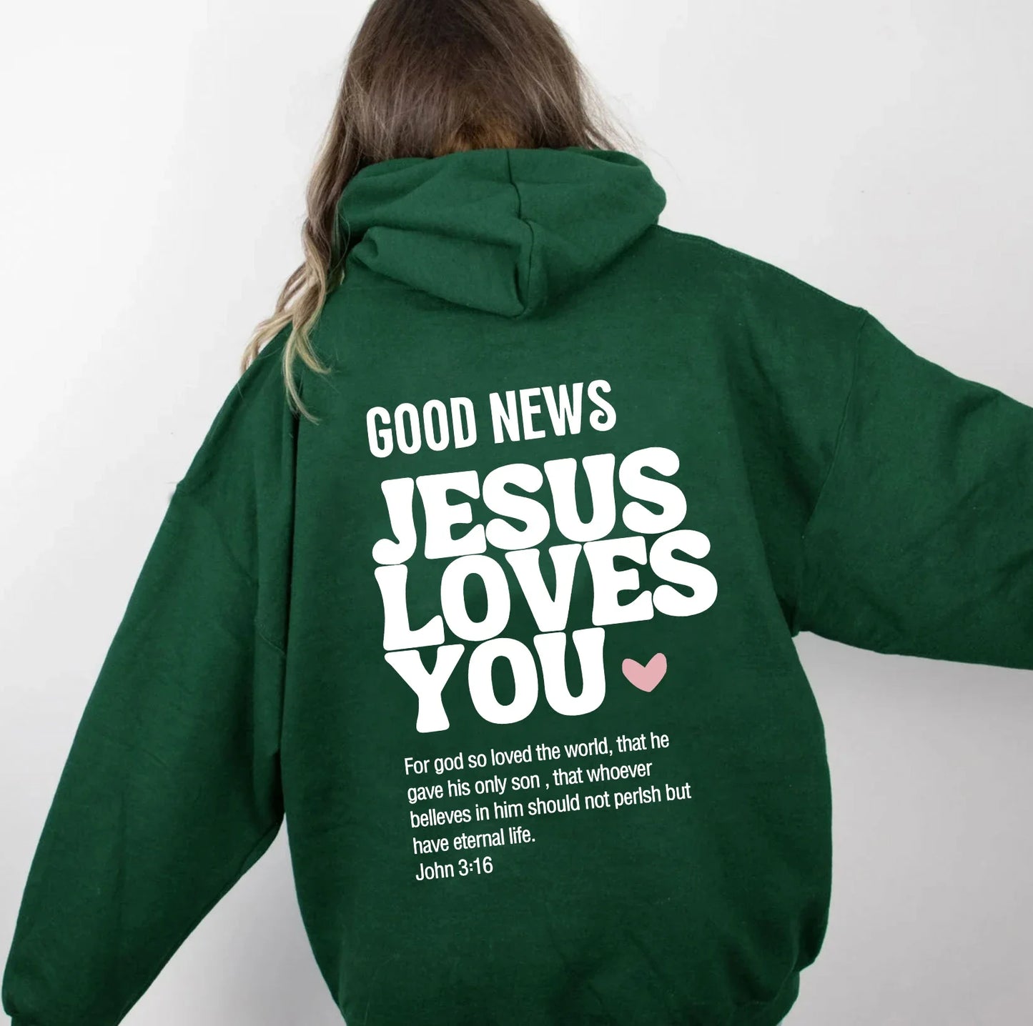 🌟 Sweat à capuche chrétien femme – “Good News Jesus Loves You” | Hoodie oversize foi & style