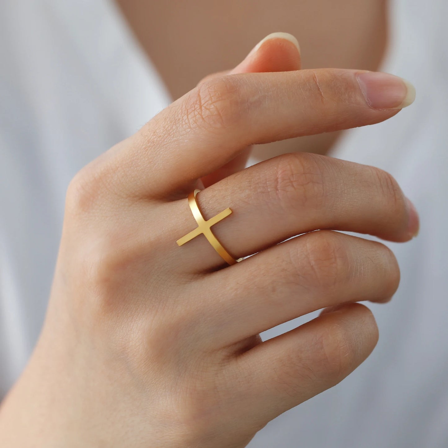 🌿 Bague Croix Femme Ajustable en Acier Inoxydable – Or, Argent ou Or Rose – Anneau Chrétien Minimaliste