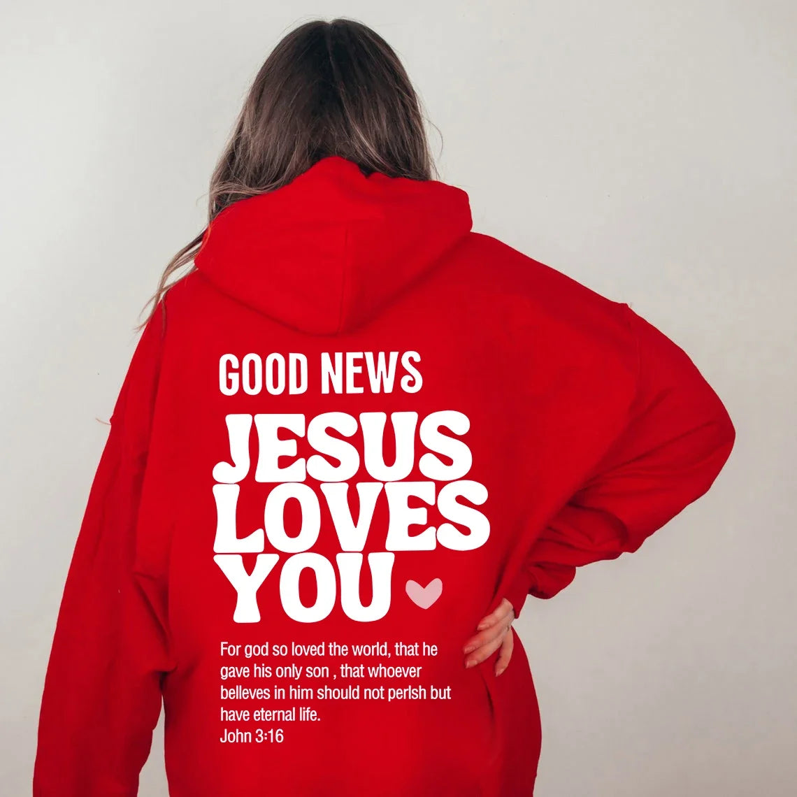 🌟 Sweat à capuche chrétien femme – “Good News Jesus Loves You” | Hoodie oversize foi & style