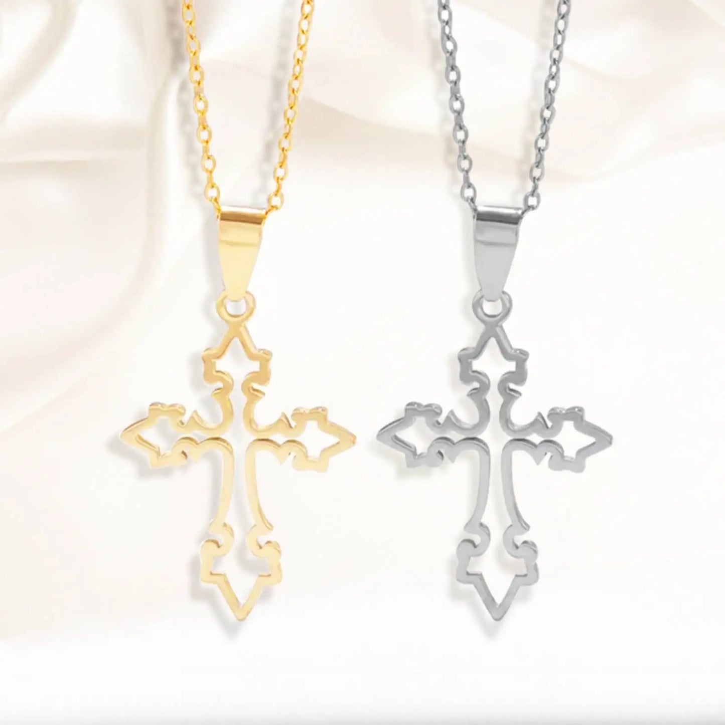 Collier Croix Chrétienne – Pendentif Acier Doré ou Argenté 50 cm | Sons of Light