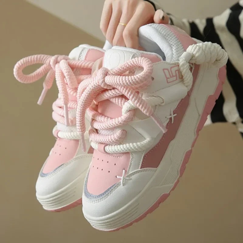 Sneakers Femme Oversize Fashion – Style Streetwear Girly ✨ Du 35 au 42 • Version dominante blanche ou couleur dominante