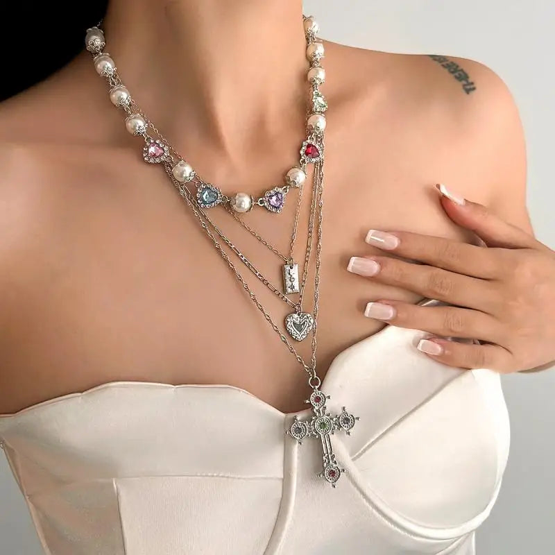 ✨ Collier Multirangs Croix & Cœurs – Perles & Pierres Colorées – Style Bohème Chic Chrétien