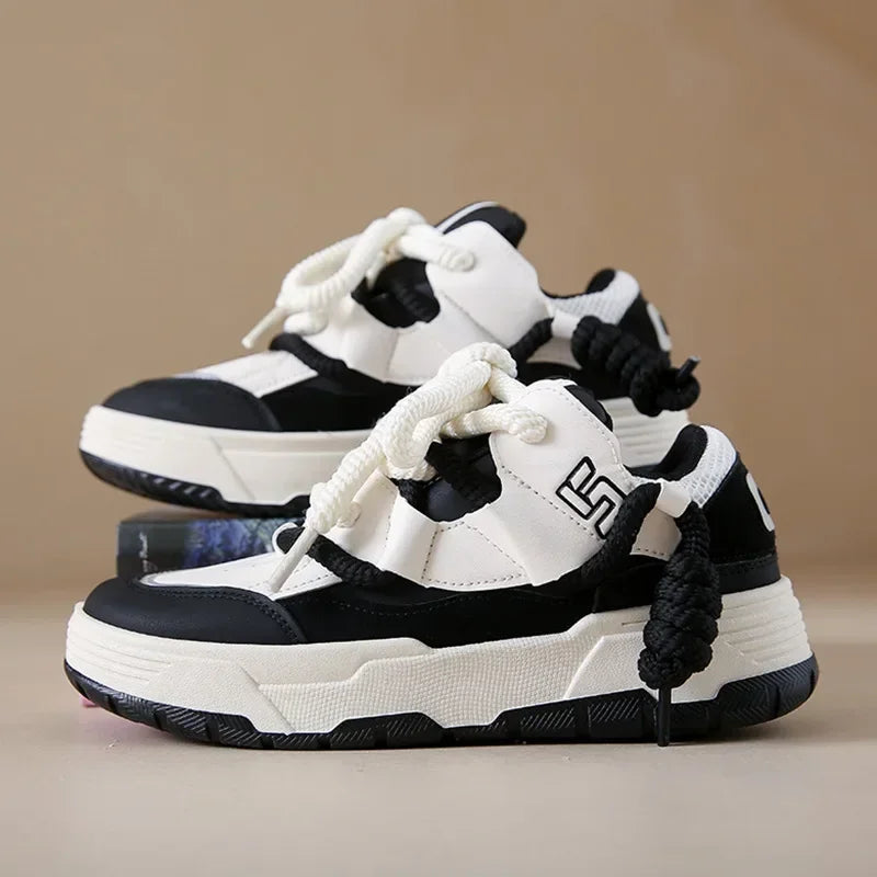 Sneakers Femme Oversize Fashion – Style Streetwear Girly ✨ Du 35 au 42 • Version dominante blanche ou couleur dominante